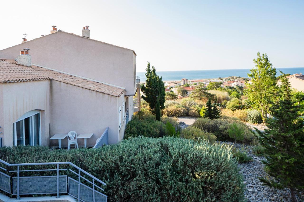 Ulvf Les Romarins Aparthotel Fleury  Exterior photo